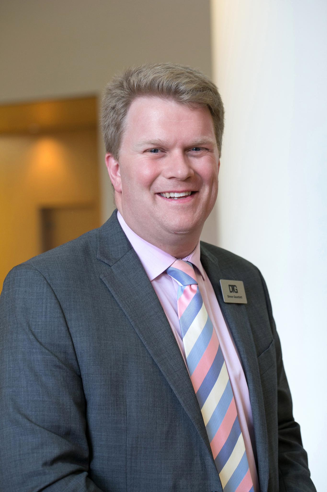 Simon Gauntlett
